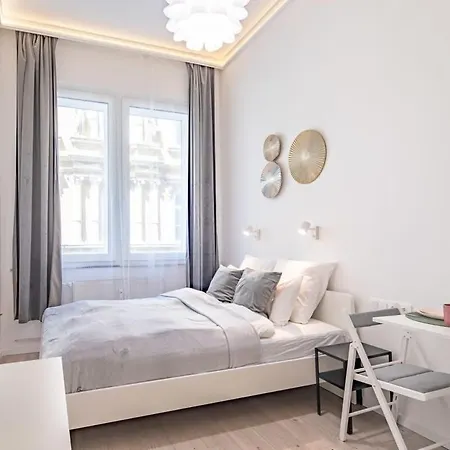 Super - New - Comfy